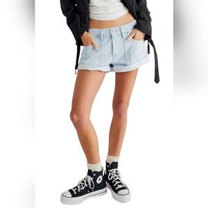 We The Free Beginners Luck Shorts Size 31